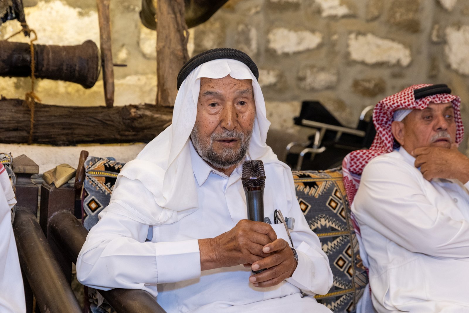 من دار غرم الله بن علي