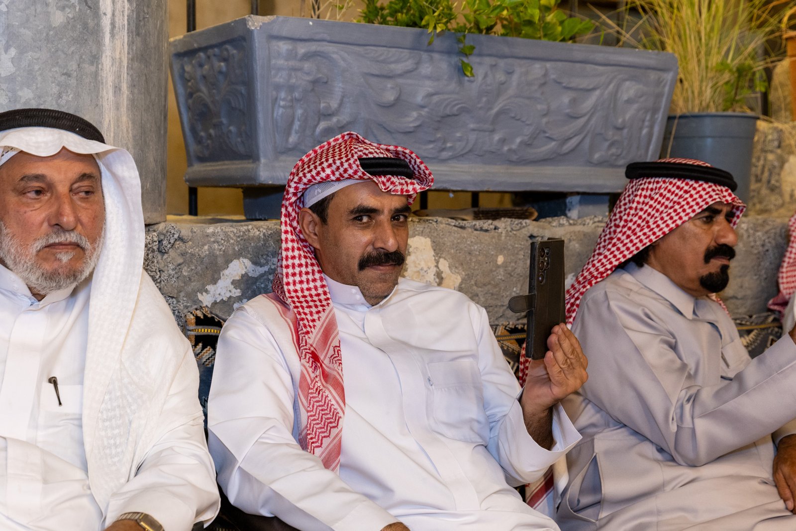 من دار غرم الله بن علي
