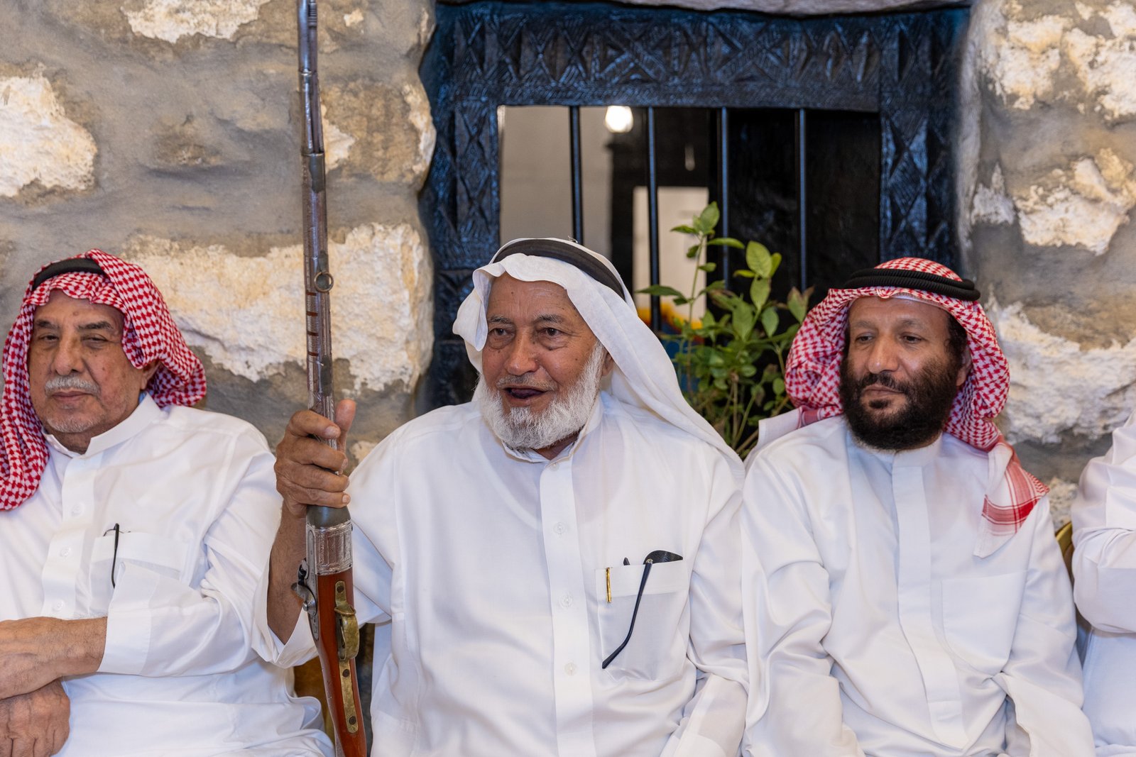 من دار غرم الله بن علي