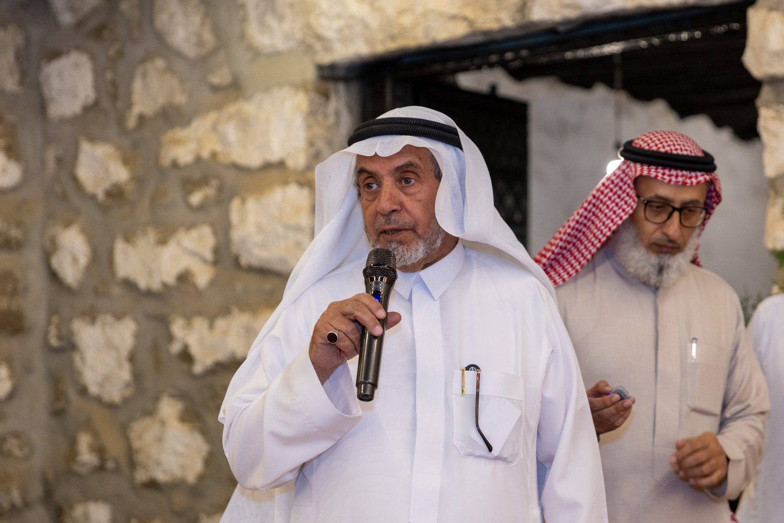 من دار غرم الله بن علي